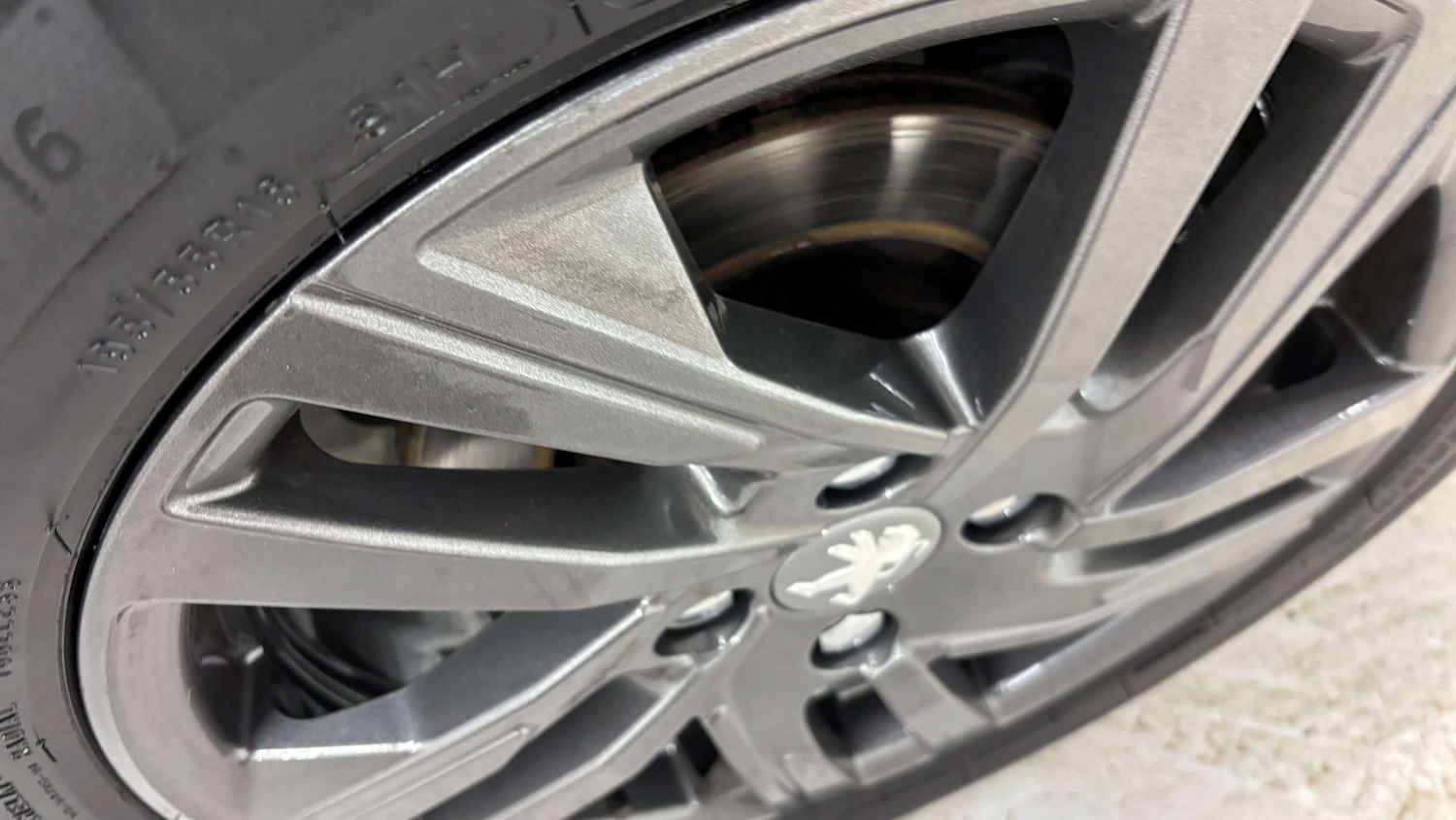 Used Peugeot 208 for sale - 77485457: Photo 31