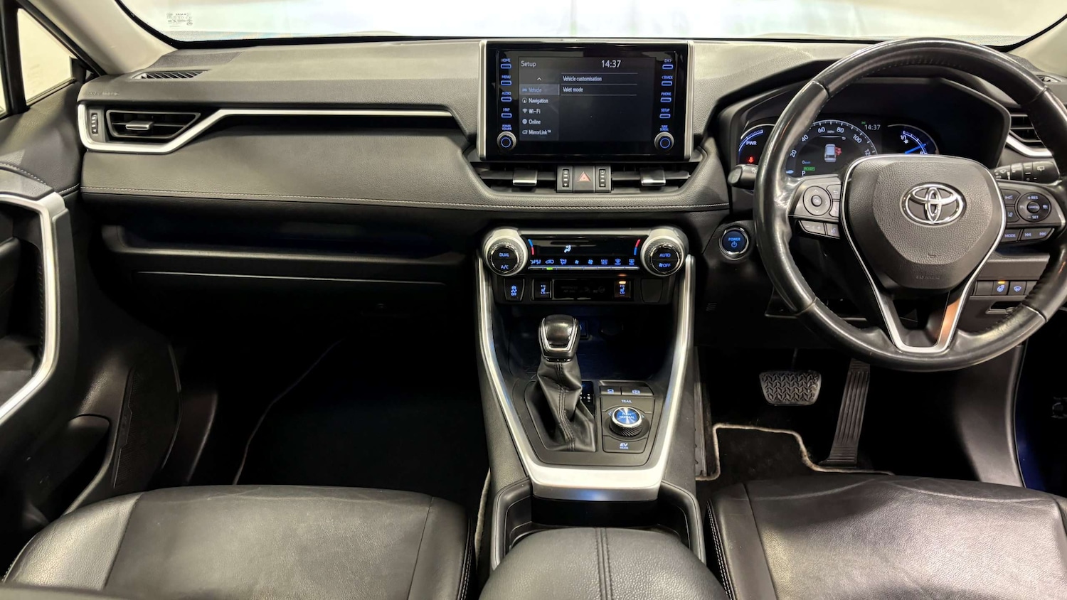 Used Toyota RAV4 2019 for sale - 77083080: Photo 17