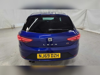 Used SEAT Leon 2019 for sale - 75329416: Photo