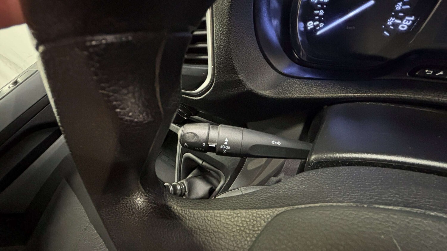 Used Vauxhall Vivaro 2022 for sale - 77615302: Photo 20