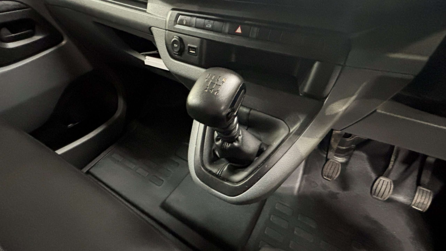 Used Vauxhall Vivaro 2022 for sale - 77615302: Photo 21