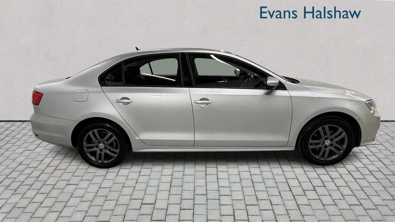 Used Volkswagen Jetta 2015 for sale - 77194561: Photo 4