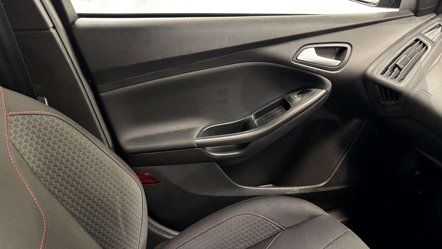 Used Ford Focus 2018 for sale - 77756438: Photo 30