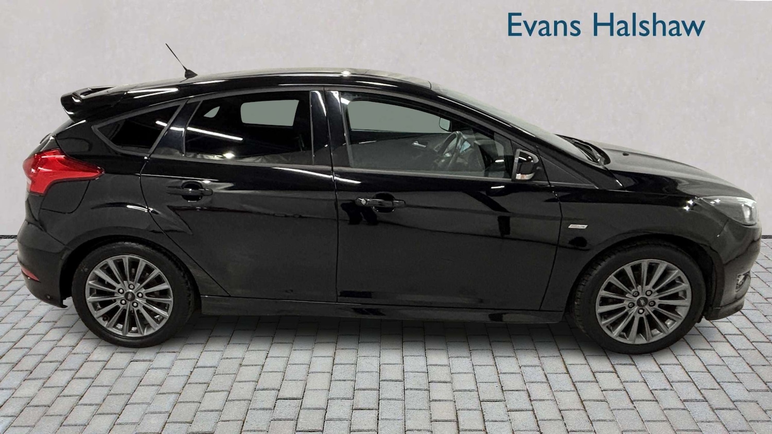 Used Ford Focus 2018 for sale - 77756438: Photo 4