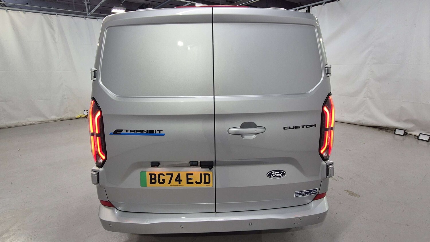 Used Ford Transit Custom 2024 for sale - 76088103: Photo 4