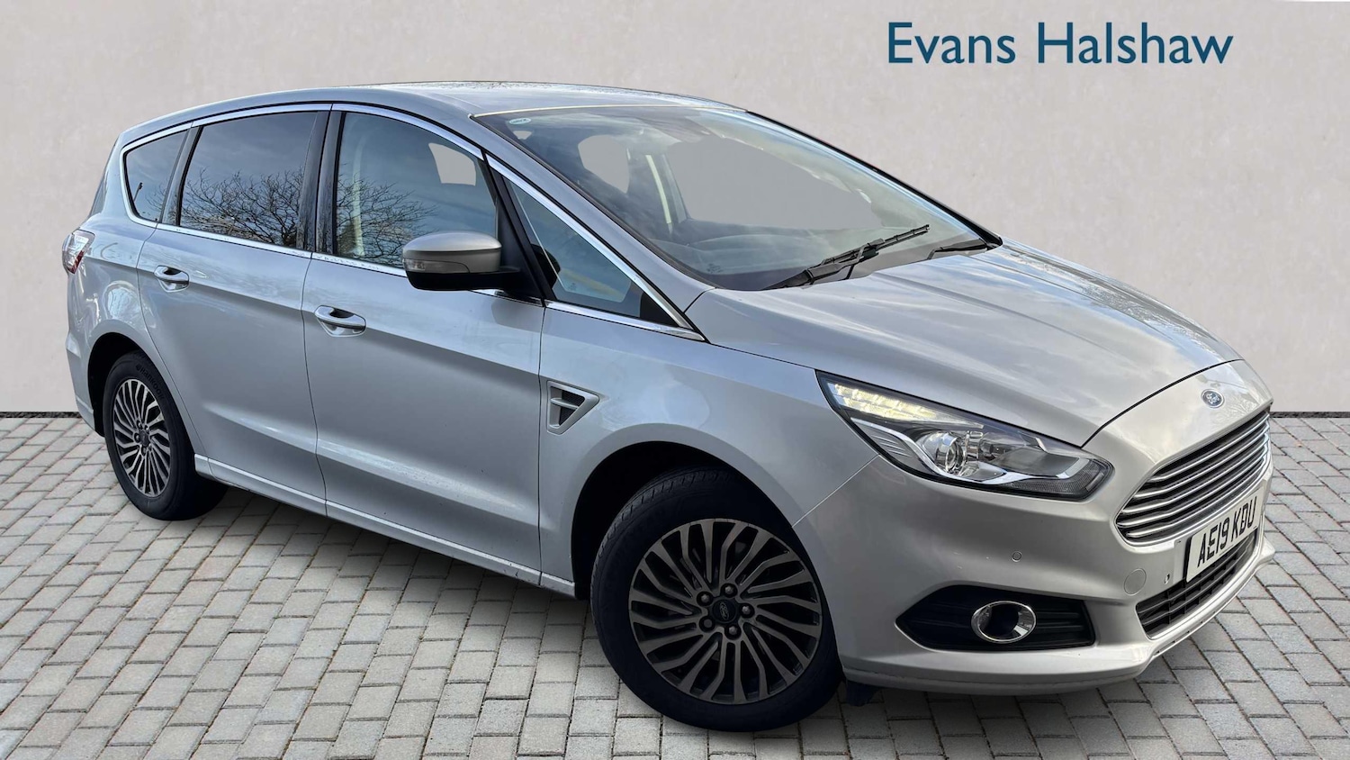 Used Ford S-Max 2019 for sale - 76587741: Photo 1