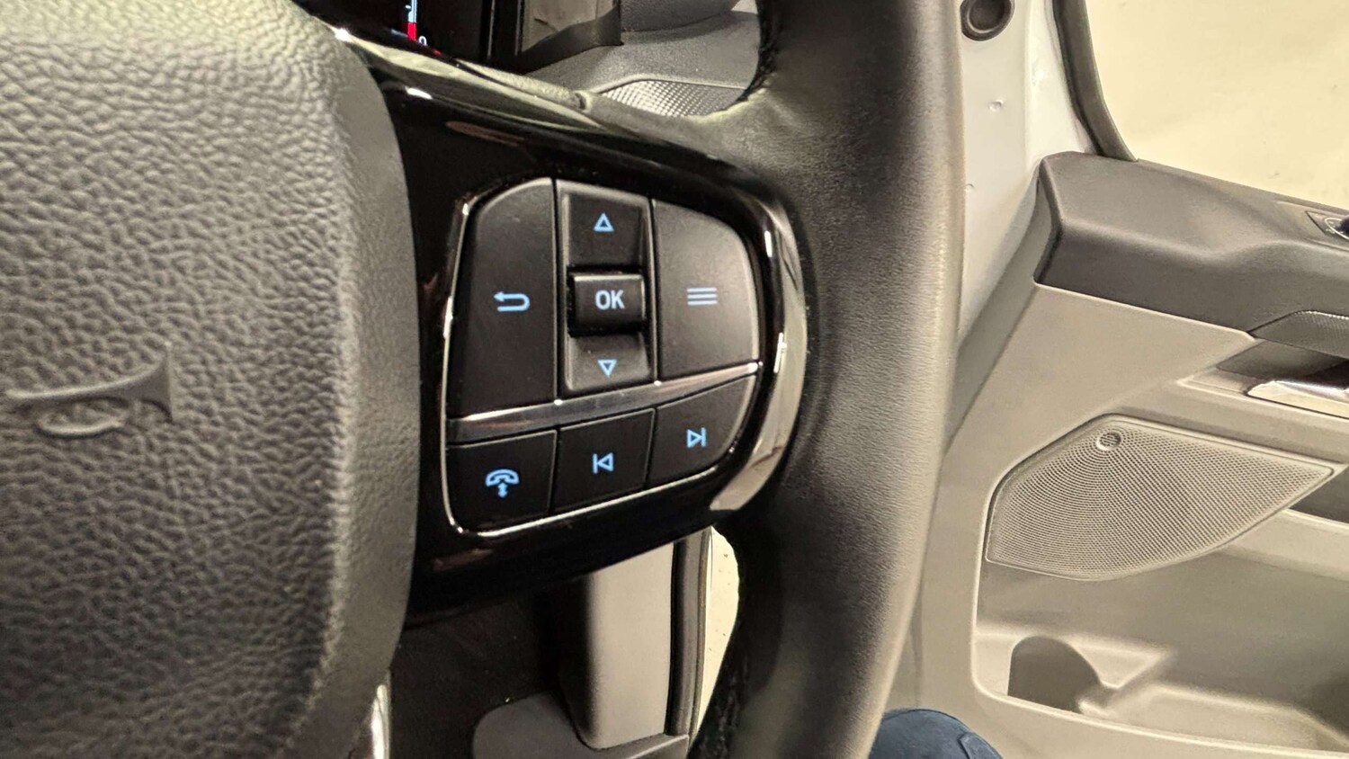 Used Ford Transit Custom 2024 for sale - 77772146: Photo 21