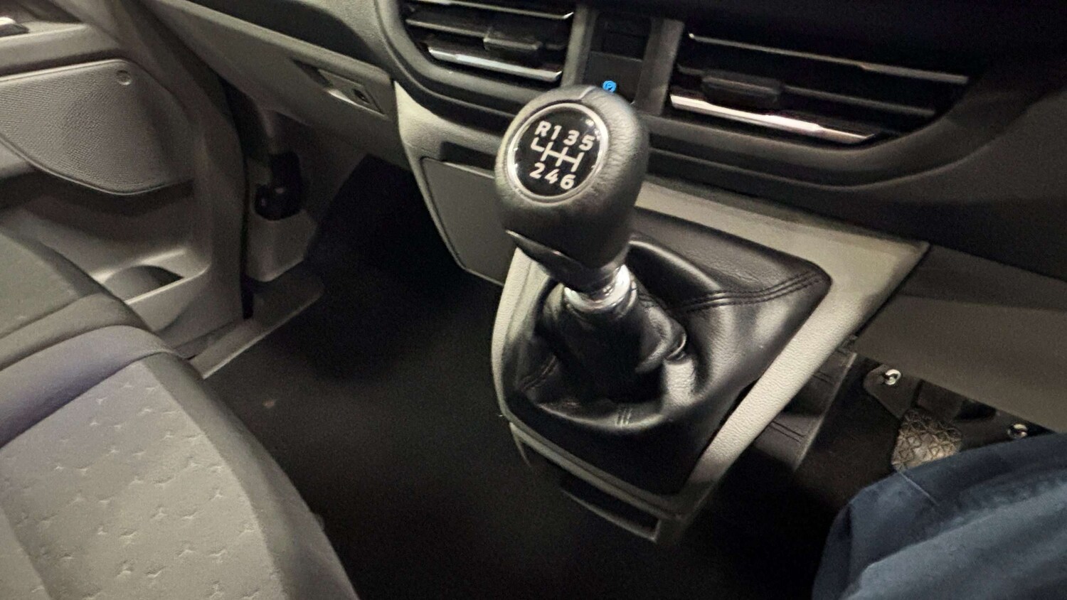 Used Ford Transit Custom 2024 for sale - 77772146: Photo 24