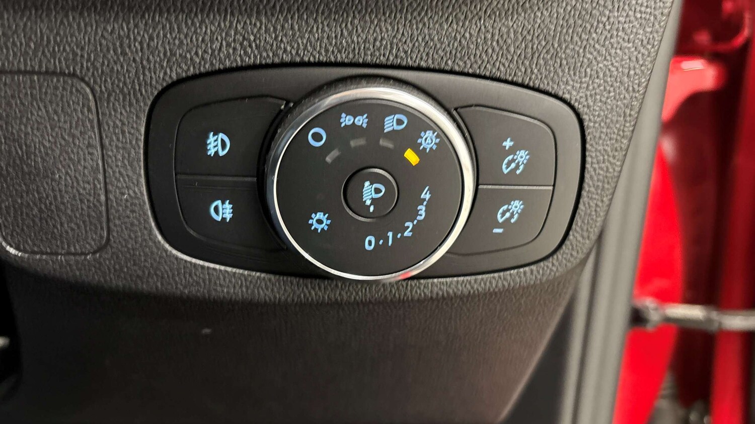 Used Ford Focus 2023 for sale - 78173523: Photo 20