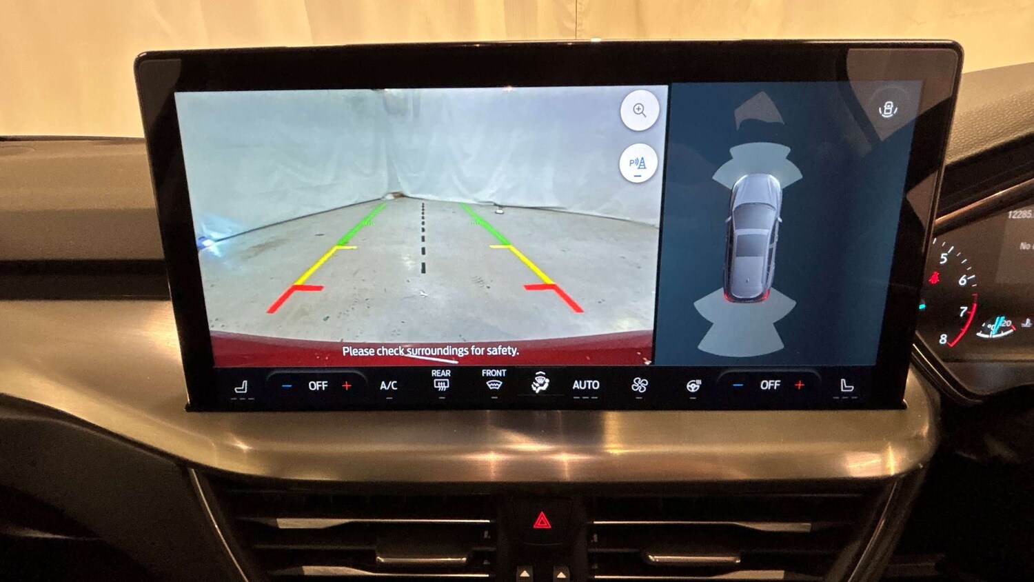 Used Ford Focus 2023 for sale - 78173523: Photo 30