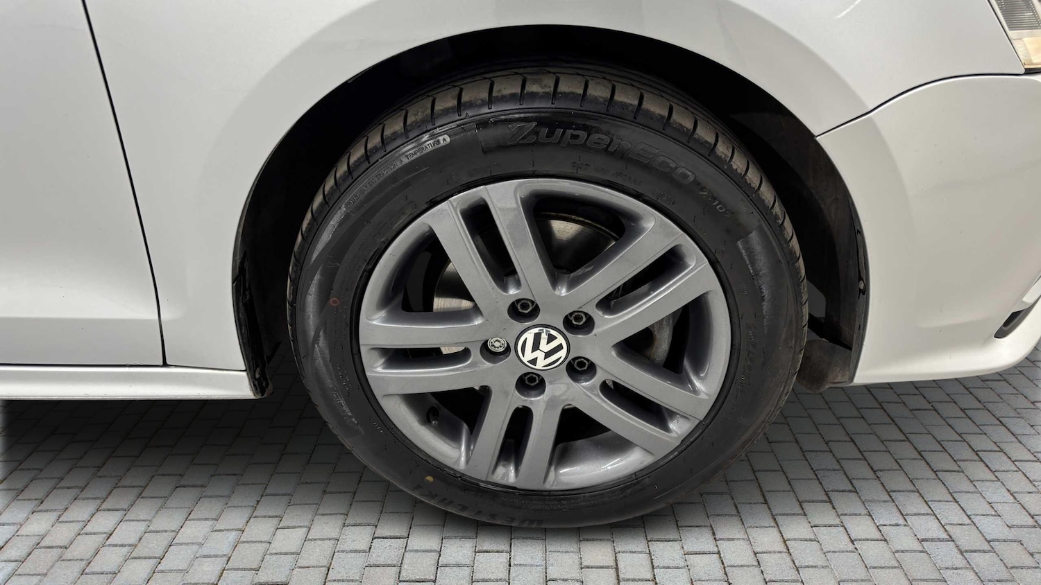 Used Volkswagen Jetta 2015 for sale - 76540798: Photo 10