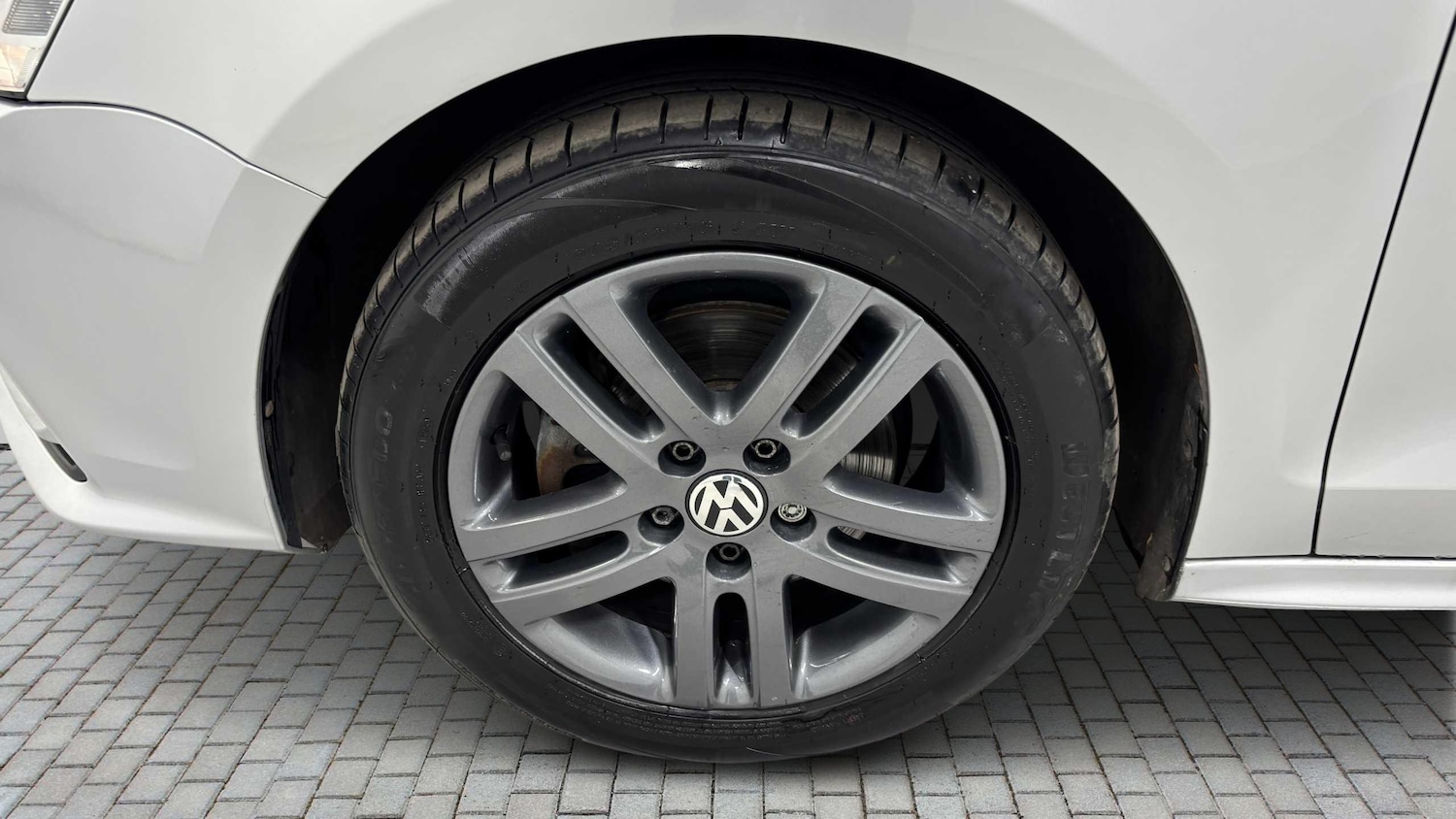 Used Volkswagen Jetta 2015 for sale - 76540798: Photo 9