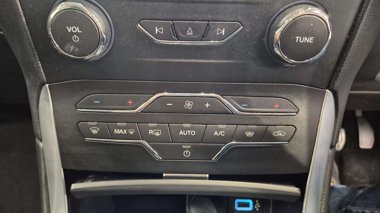 Used Ford Galaxy 2021 for sale - 75846632: Photo 28
