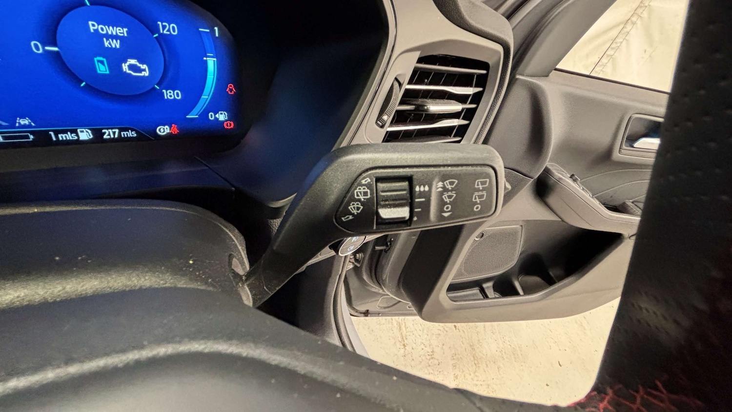 Used Ford Kuga 2023 for sale - 77711256: Photo 30