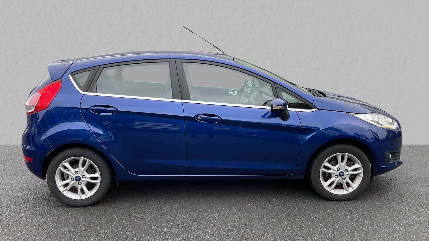 Used Ford Focus 2023 for sale - 75993935: Photo 6