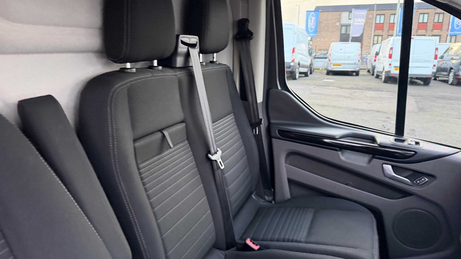 Used Ford Transit Custom 2023 for sale - 77011066: Photo 7