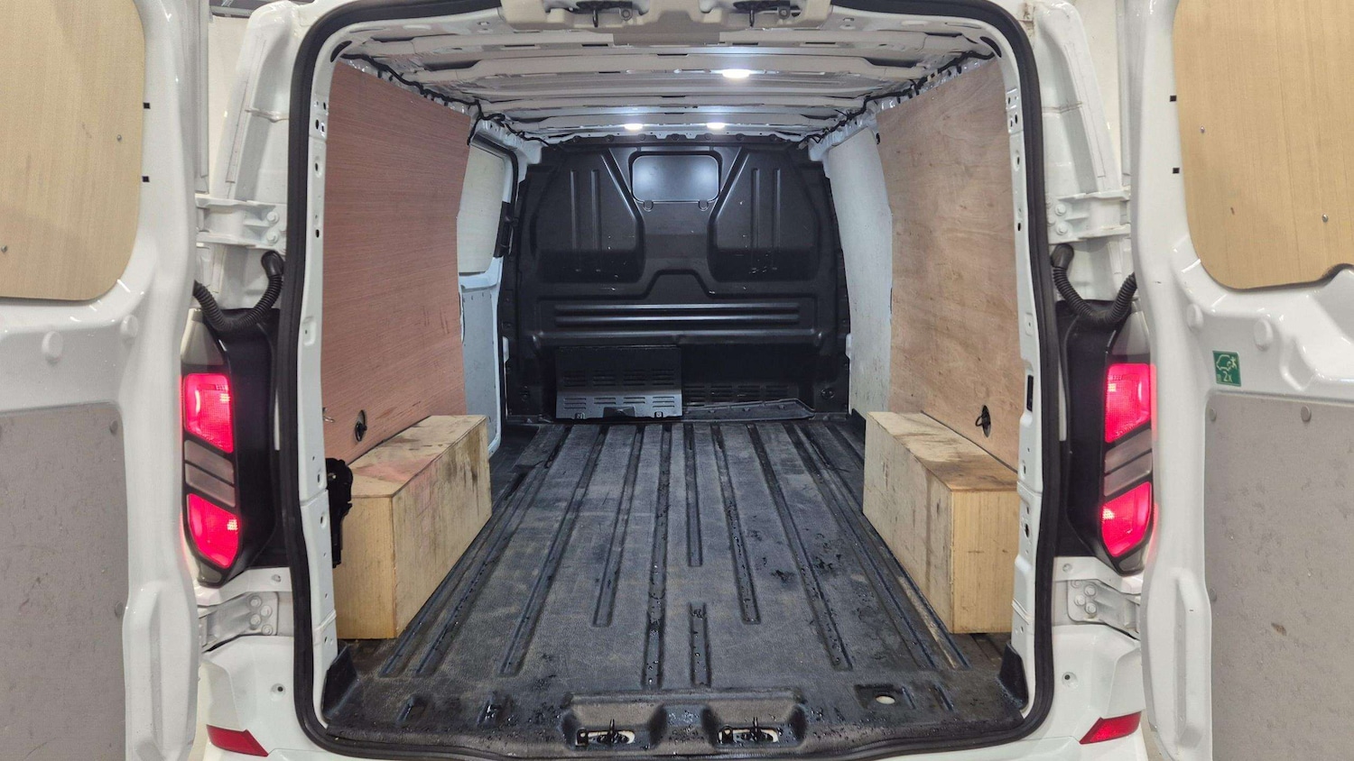 Used Ford Transit Custom 2024 for sale - 75772375: Photo 13
