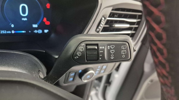 Used Ford Kuga 2025 for sale - 76272120: Photo 25