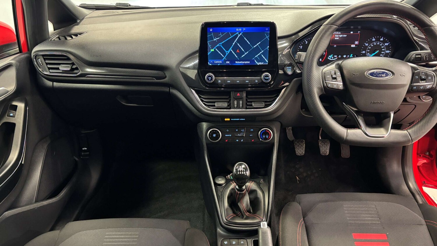 Used Ford Fiesta 2023 for sale - 77472477: Photo 32