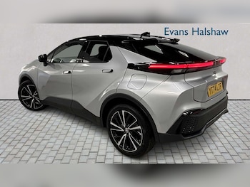 Used Toyota C-HR 2024 for sale - 78960840: Photo