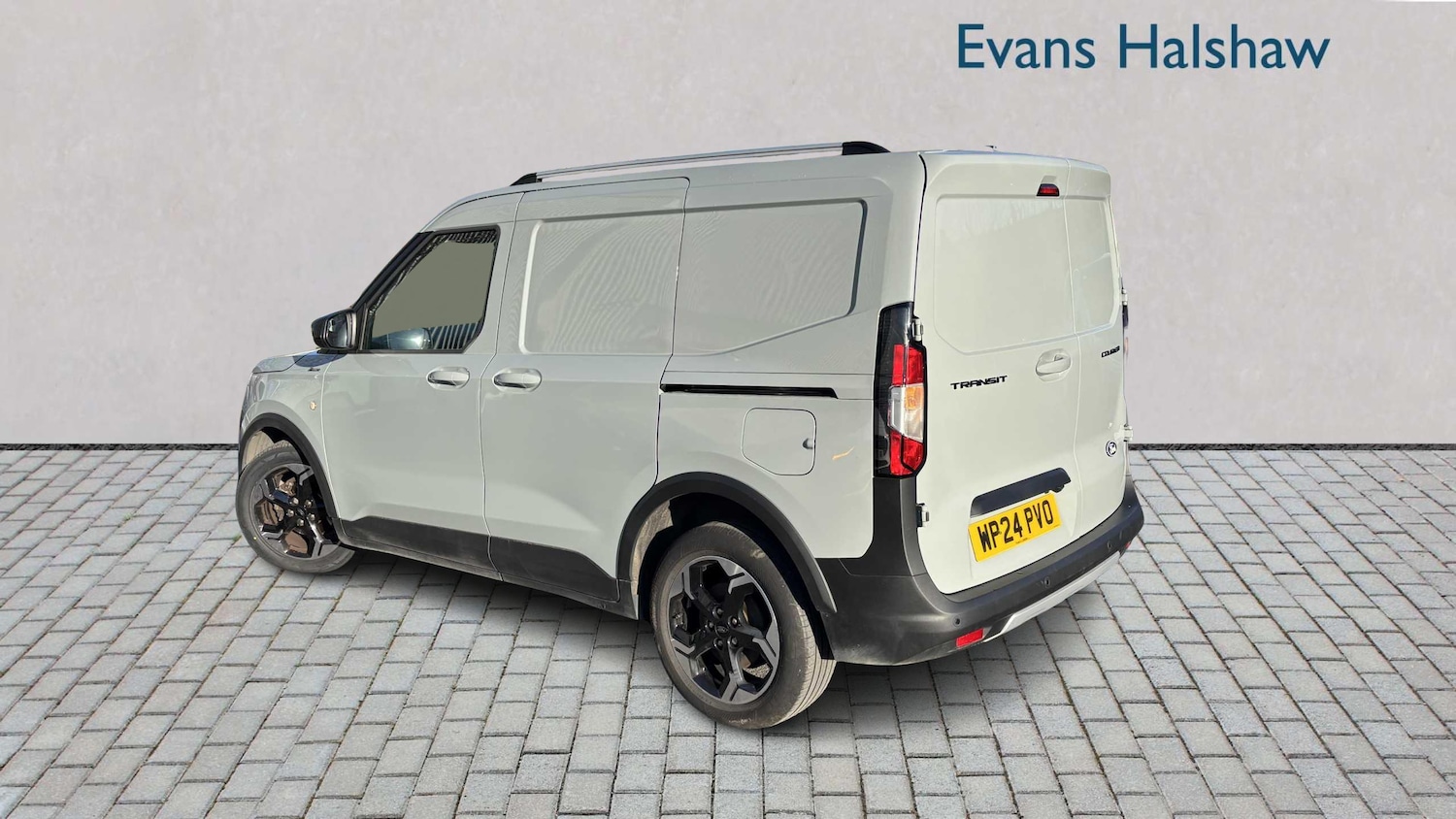 Used Ford Transit Courier 2024 for sale - 76648786: Photo 3