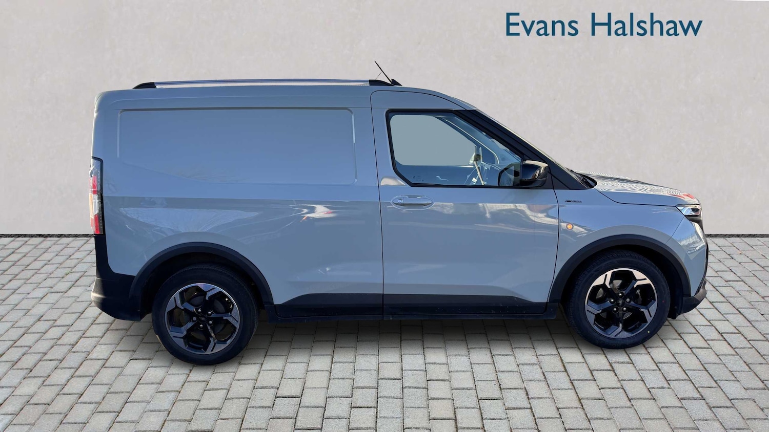 Used Ford Transit Courier 2024 for sale - 76648786: Photo 5