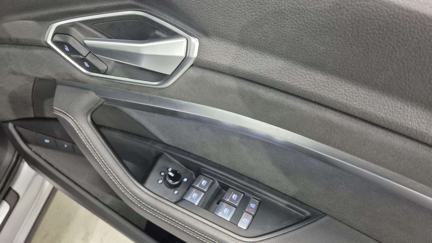 Used Audi e-tron 2021 for sale - 75968236: Photo 20