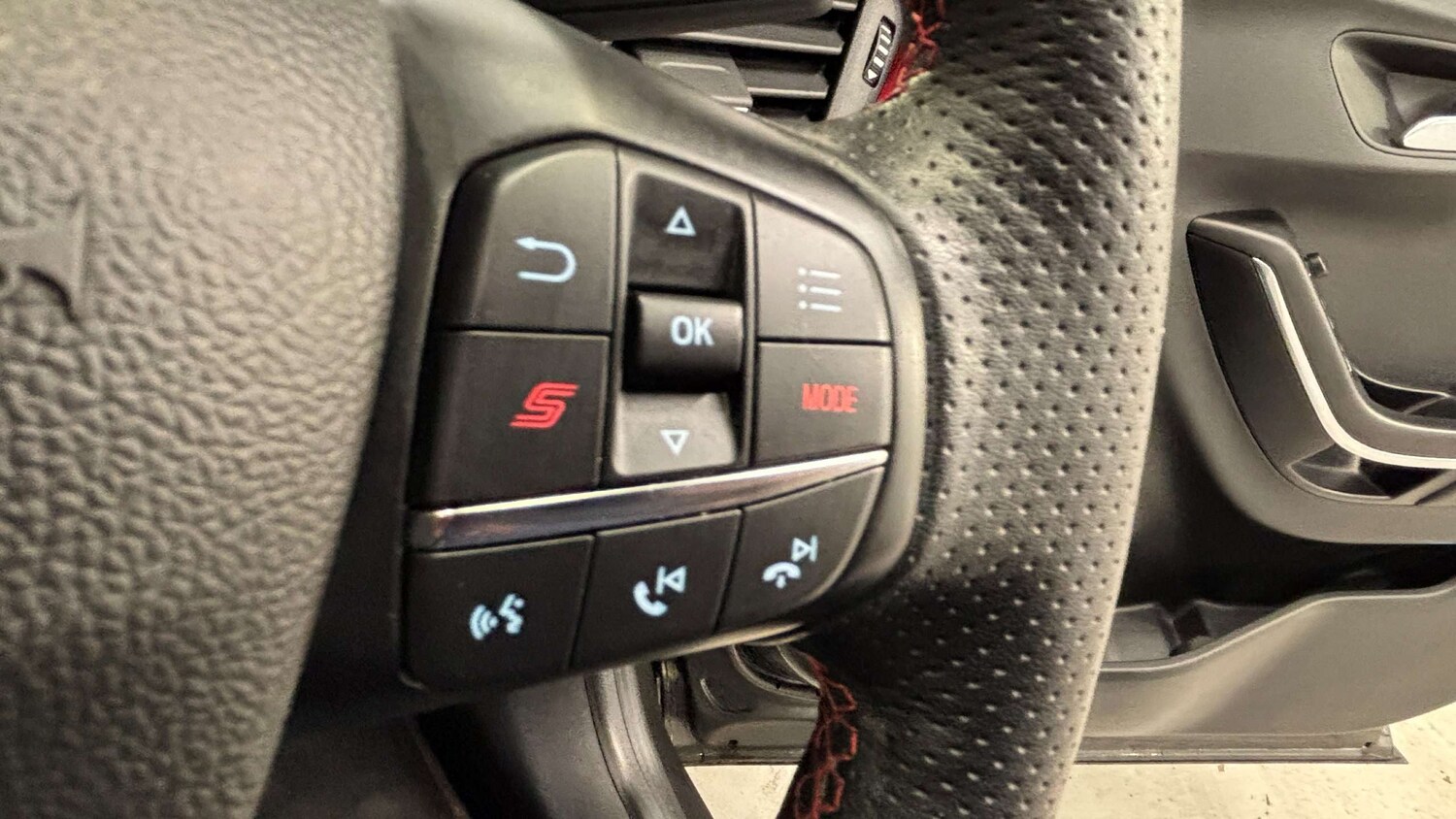 Used Ford Puma 2023 for sale - 78089820: Photo 23