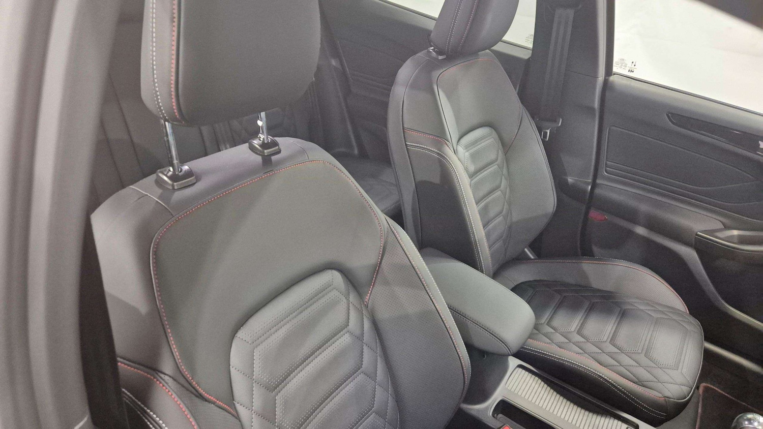 Used Ford Focus 2025 for sale - 76978898: Photo 14