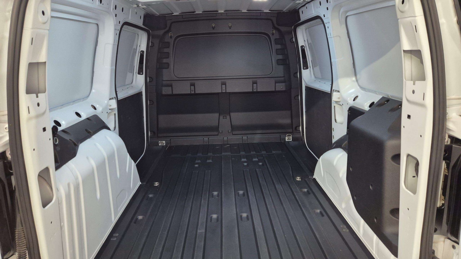 Used Ford Transit Connect 2025 for sale - 76063210: Photo 12