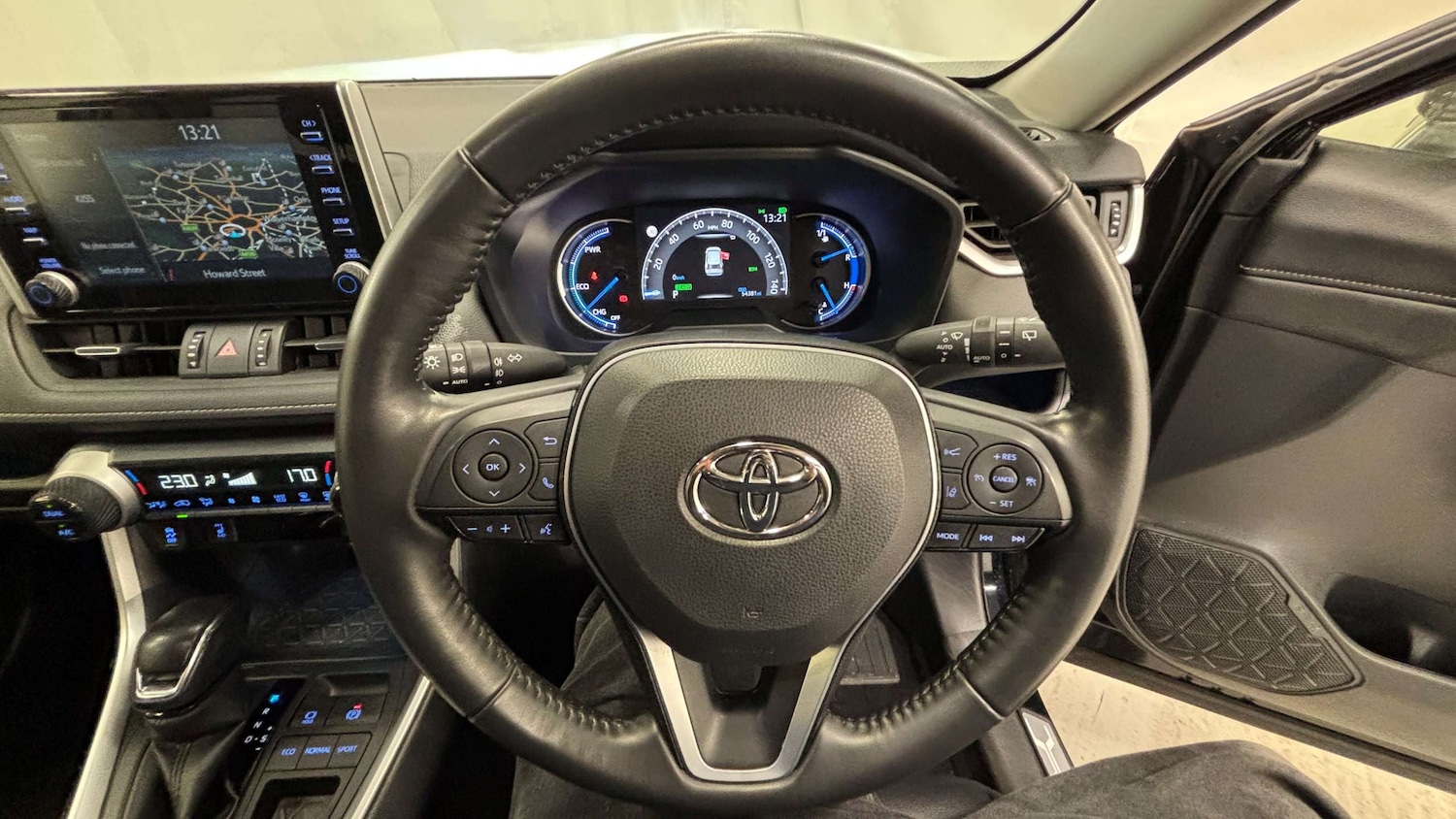 Used Toyota RAV4 2022 for sale - 77000293: Photo 22