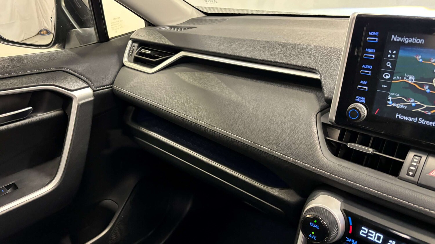 Used Toyota RAV4 2022 for sale - 77000293: Photo 35