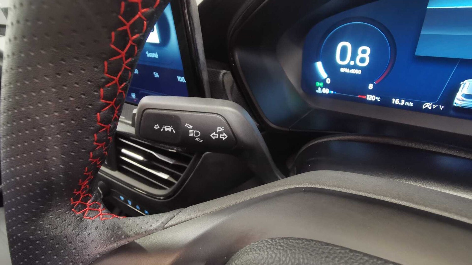 Used Ford Focus 2025 for sale - 76390601: Photo 25