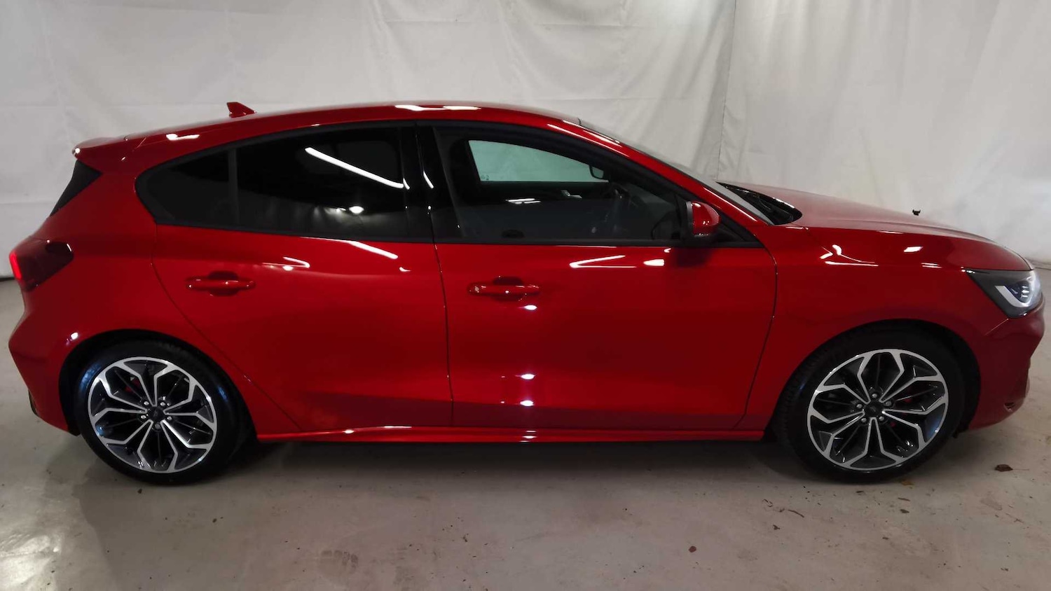 Used Ford Focus 2025 for sale - 76390601: Photo 4