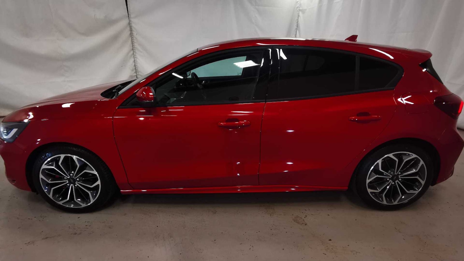 Used Ford Focus 2025 for sale - 76390601: Photo 6