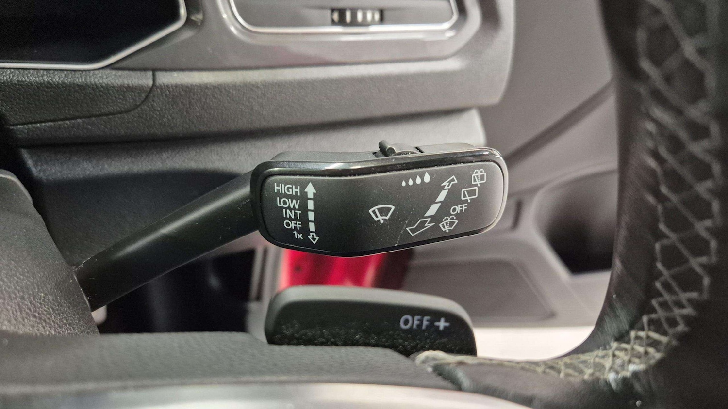 Used Volkswagen T-Roc 2021 for sale - 76636783: Photo 24