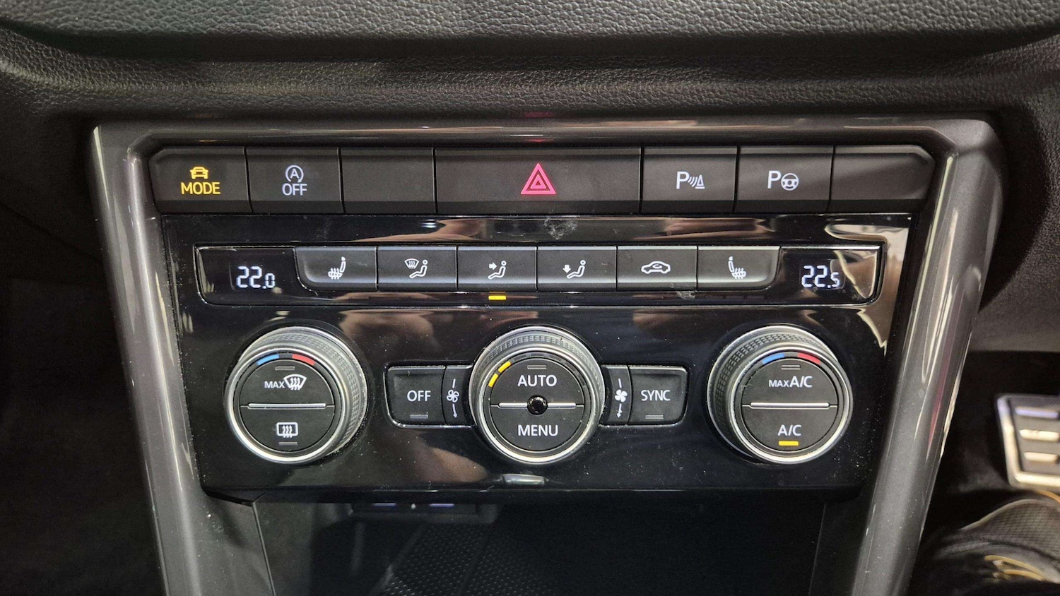 Used Volkswagen T-Roc 2021 for sale - 76636783: Photo 27