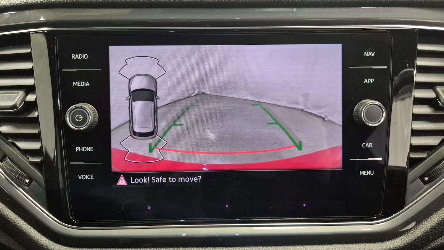 Used Volkswagen T-Roc 2021 for sale - 76636783: Photo 30