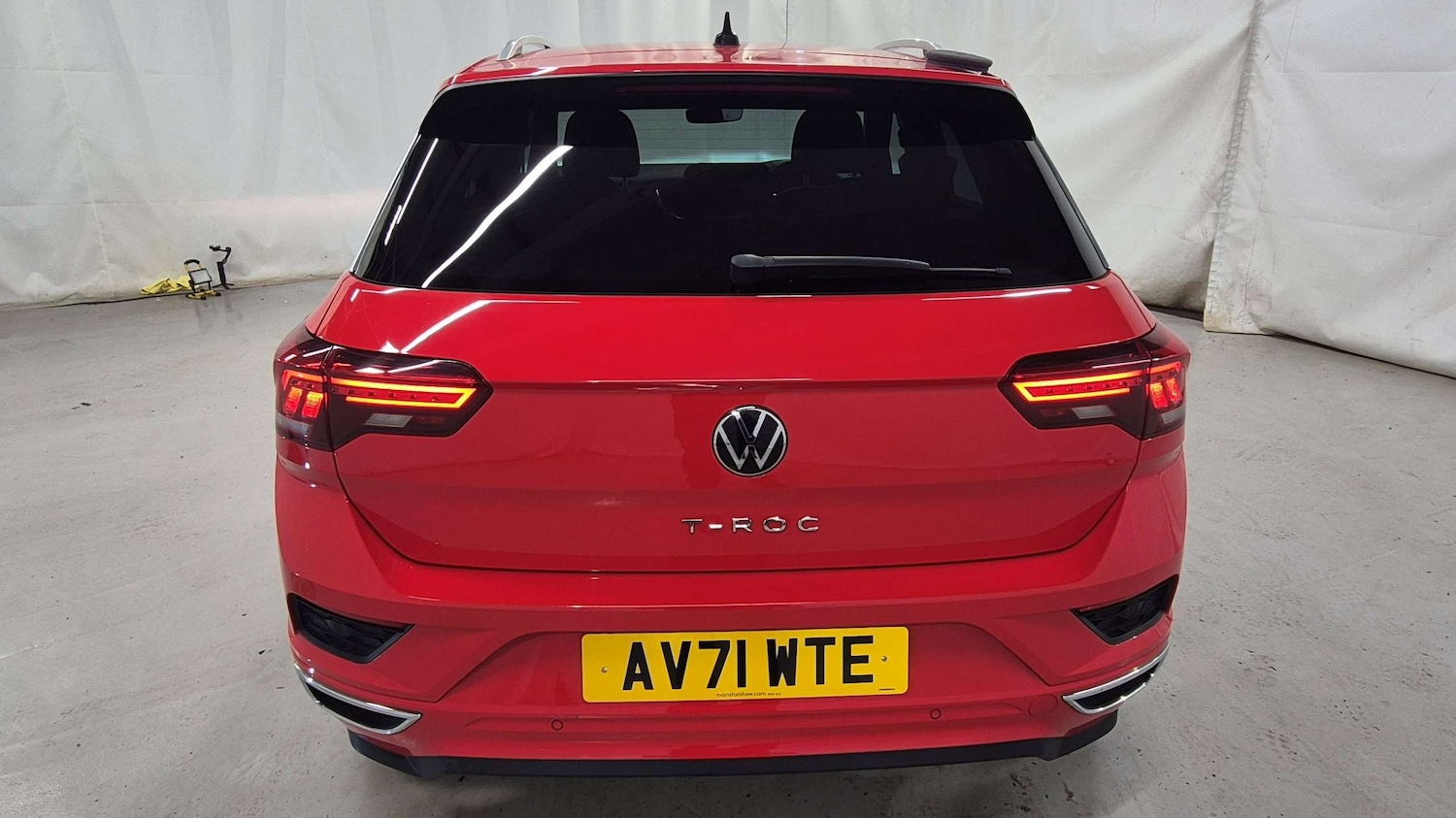 Used Volkswagen T-Roc 2021 for sale - 76636783: Photo 6