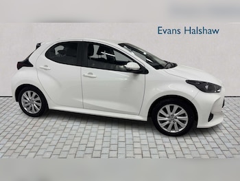 Used Toyota Yaris 2022 for sale - 79455562: Photo