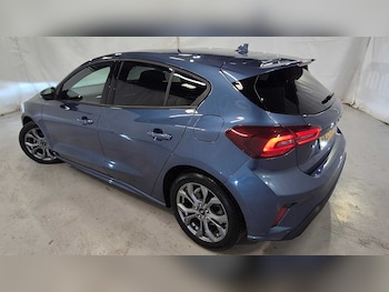 Used Ford Focus 2023 for sale - 75417876: Photo