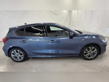 Used Ford Focus 2023 for sale - 75417876: Photo
