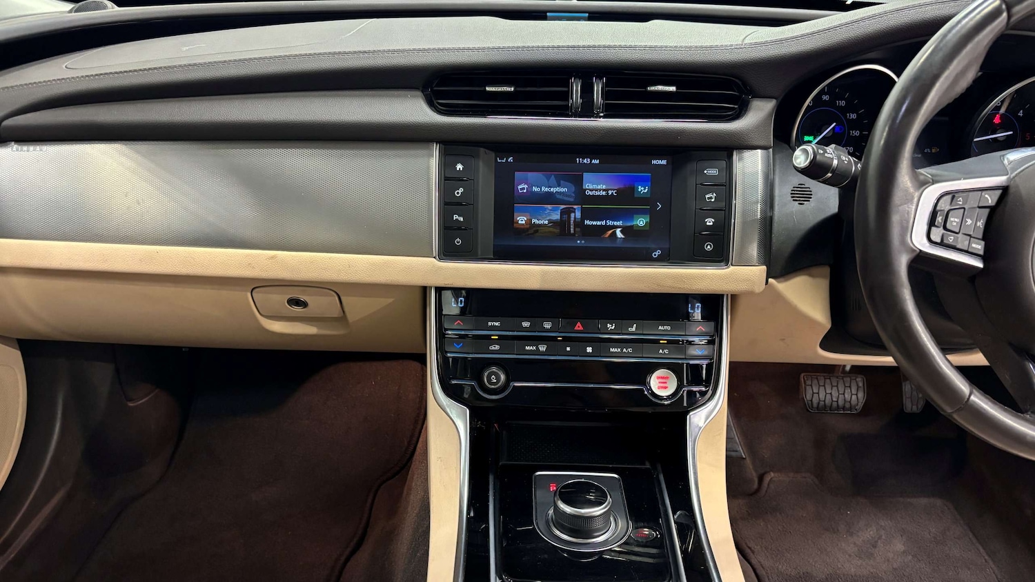 Used Jaguar XF 2018 for sale - 78187845: Photo 18