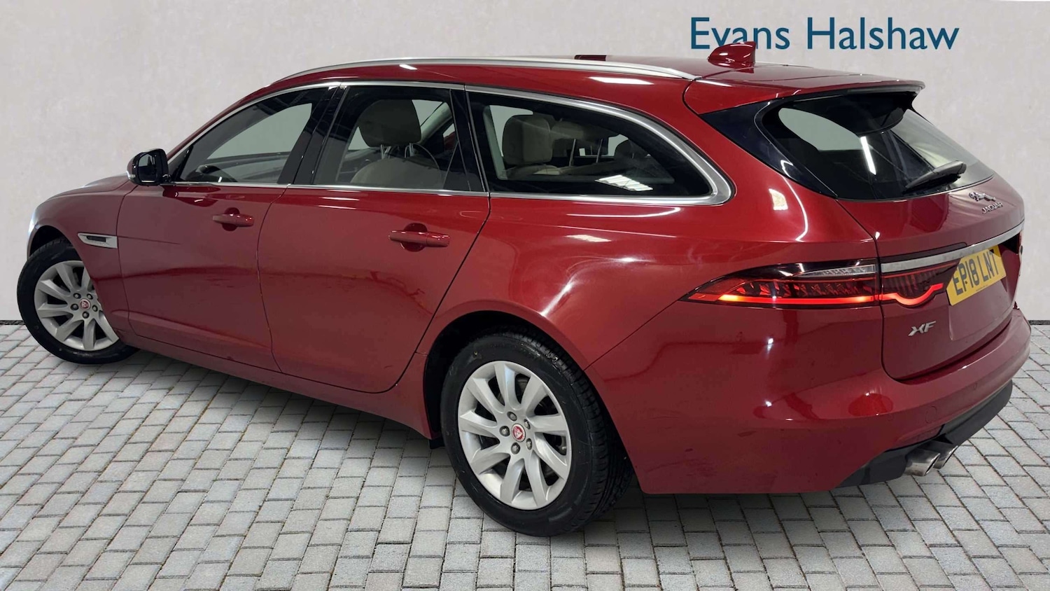 Used Jaguar XF 2018 for sale - 78187845: Photo 3