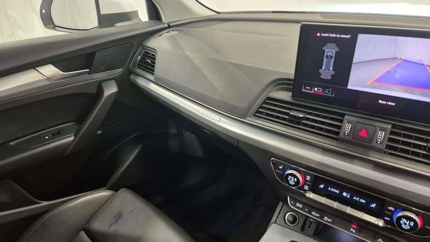 Used Audi Q5 2023 for sale - 76045107: Photo 32