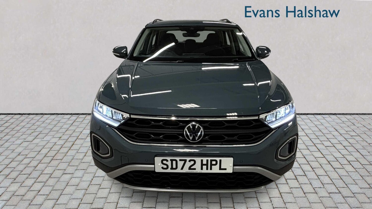 Used Volkswagen T-Roc 2022 for sale - 77093426: Photo 5