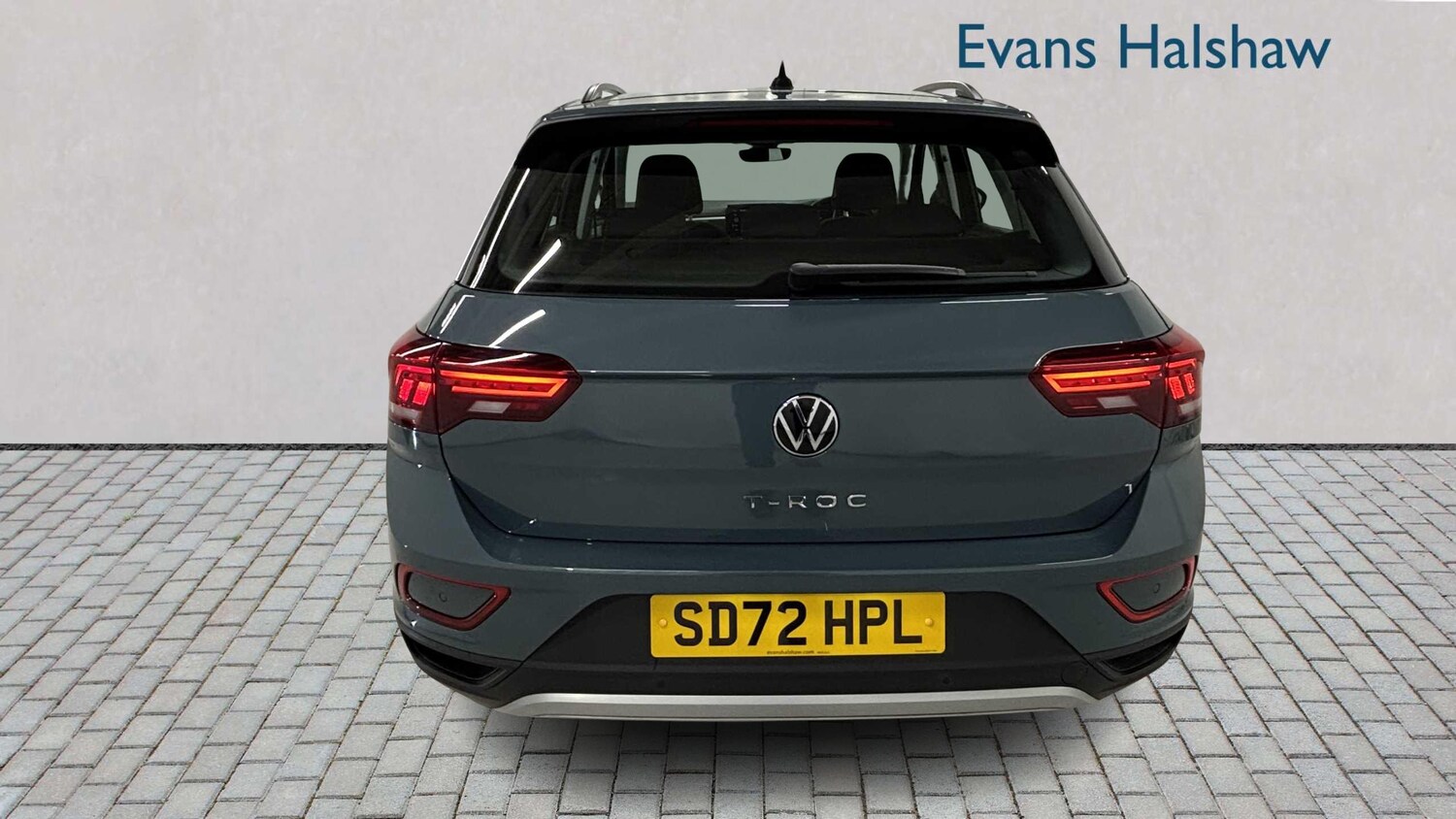 Used Volkswagen T-Roc 2022 for sale - 77093426: Photo 6