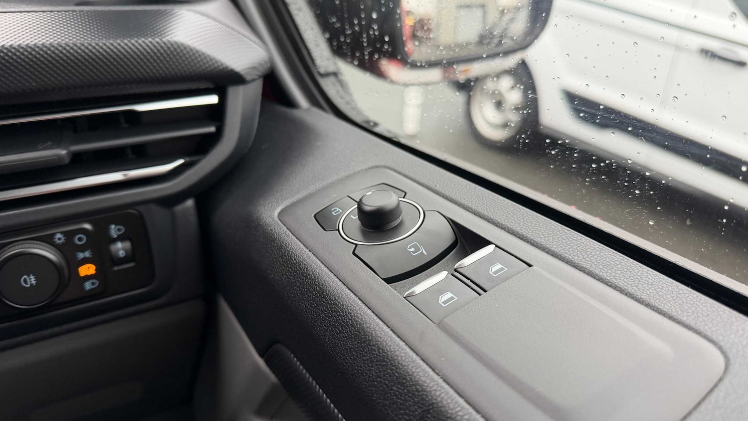 Used Ford Transit Custom 2024 for sale - 76661768: Photo 23