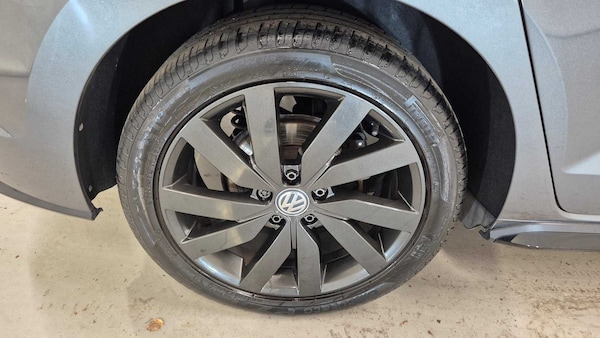 Used Volkswagen Touran 2020 for sale - 76242511: Photo 10