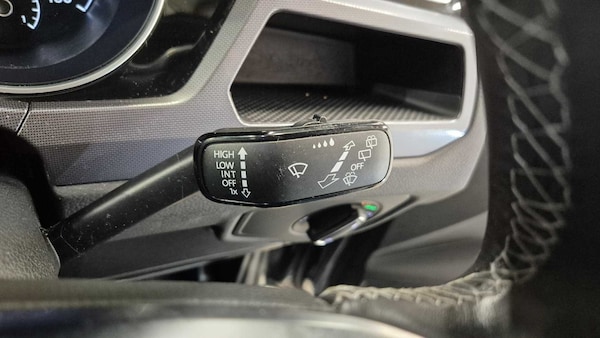 Used Volkswagen Touran 2020 for sale - 76242511: Photo 23